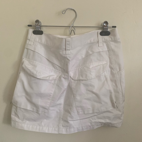Y-3 White Cargo Skirt - Picture 4 of 5